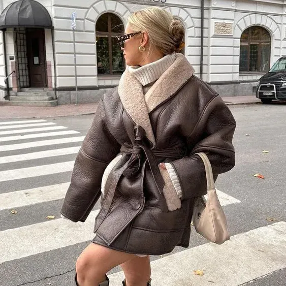 Autumn Winter Women Fashion Cashmere Leather Fur Collar Thickened Lace-Up Long Sleeve Jacket